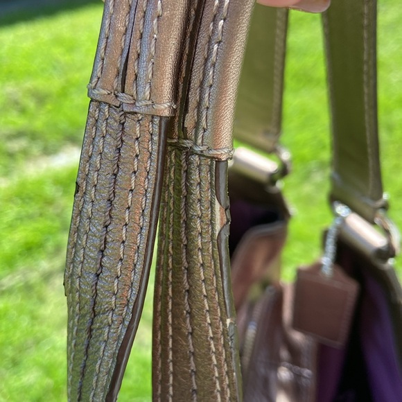 NWT Coach Soho Leather Large Hobo Handbag Purse in Silver/Bronze F17092 - Picture 8 of 12